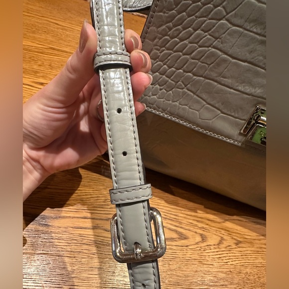Kate Spade Knightsbridge Doris Purse Gray Crocodile Crossbody/Top Hold Preloved - Picture 5 of 16